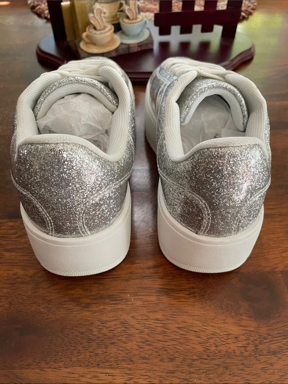 J. ADAMS Hero Coated Platform Sneakers, Women’s 6, Glossy Silver Glitter